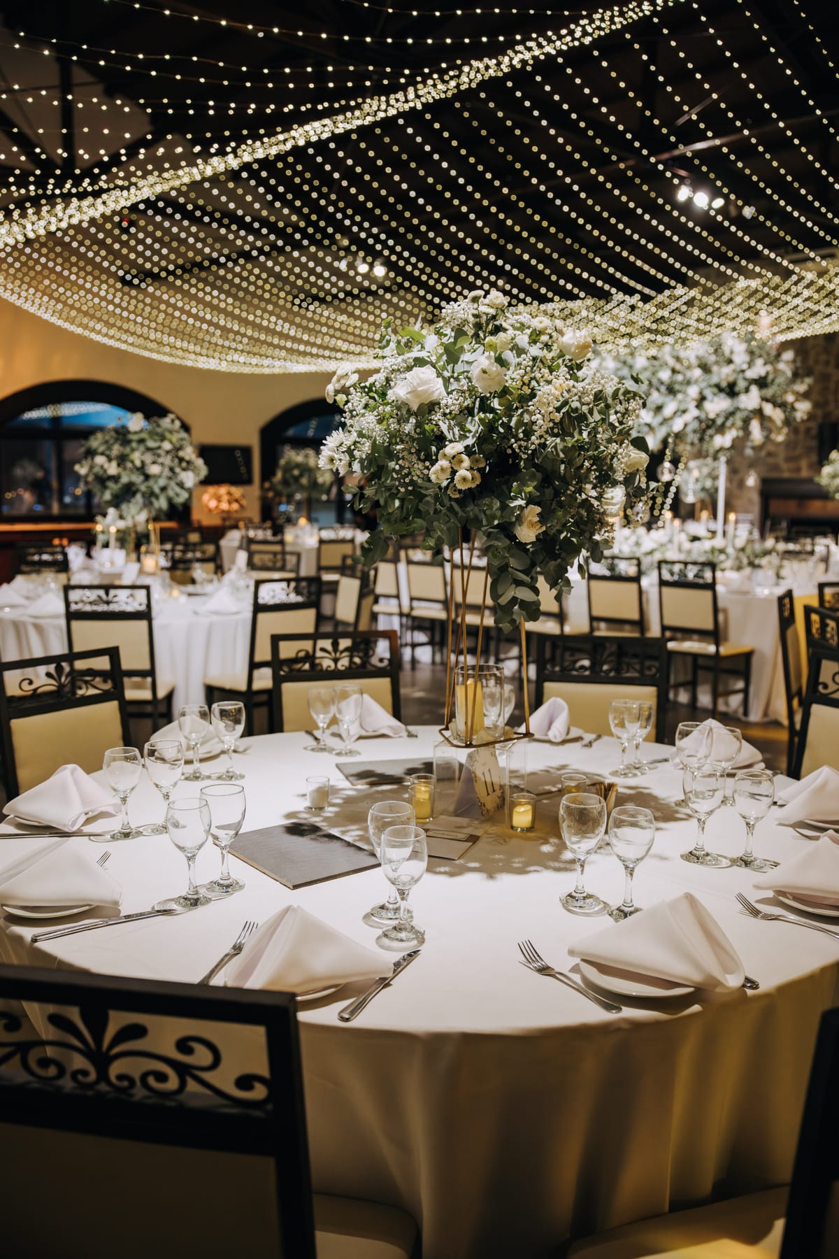 Evento — cena de gala ambientada por Cecilia Eriksson Eventos